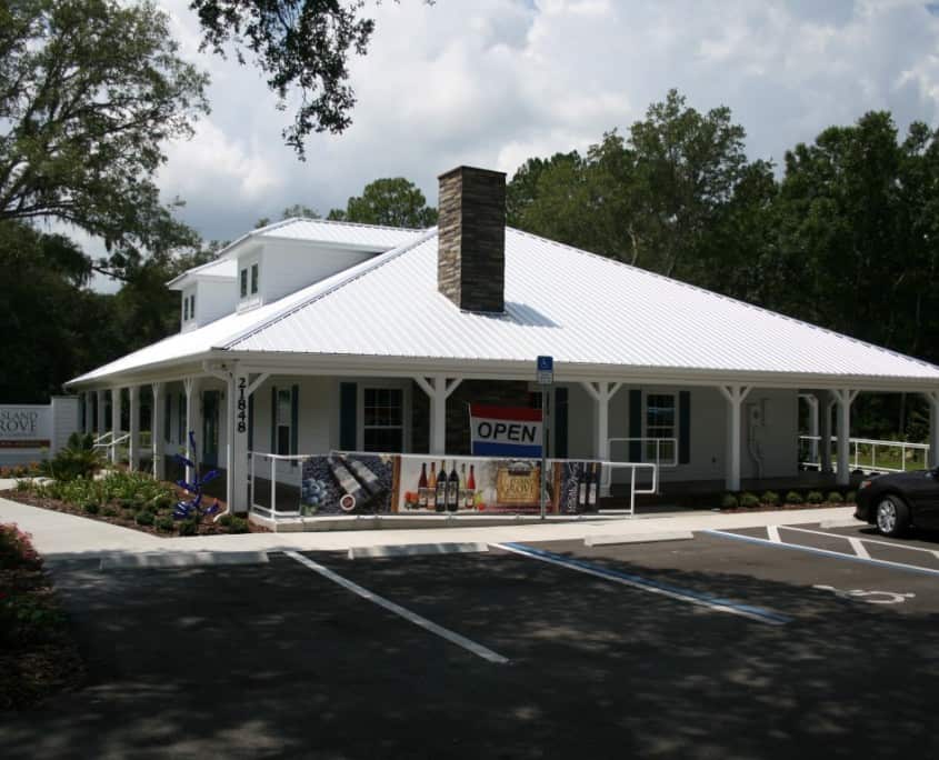 Pecky Cypress Pairs Perfectly with Distinct Wines Pecky Cypress Pairs Perfectly with Distinct Wines 1