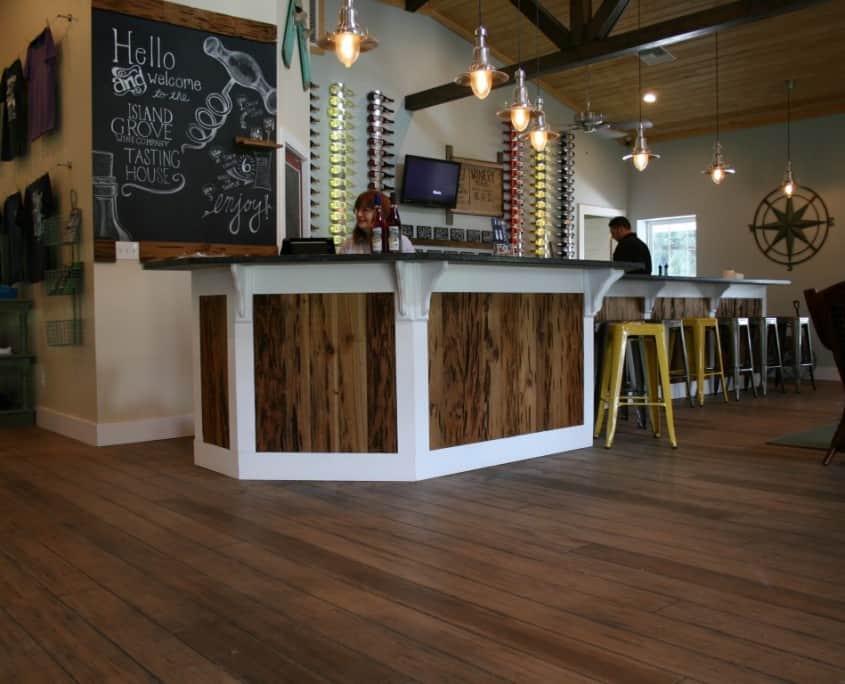 Pecky Cypress Pairs Perfectly with Distinct Wines Pecky Cypress Pairs Perfectly with Distinct Wines 3