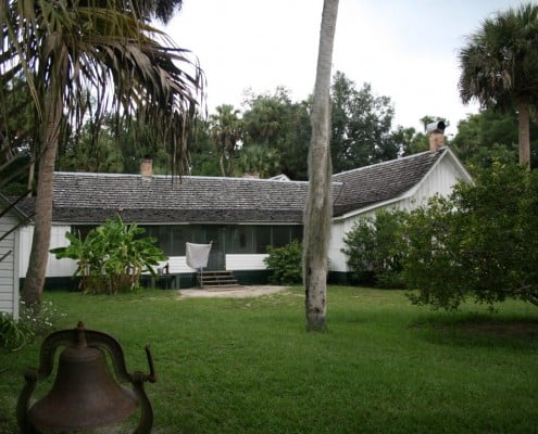 Pecky Cypress Pairs Perfectly with Distinct Wines 21