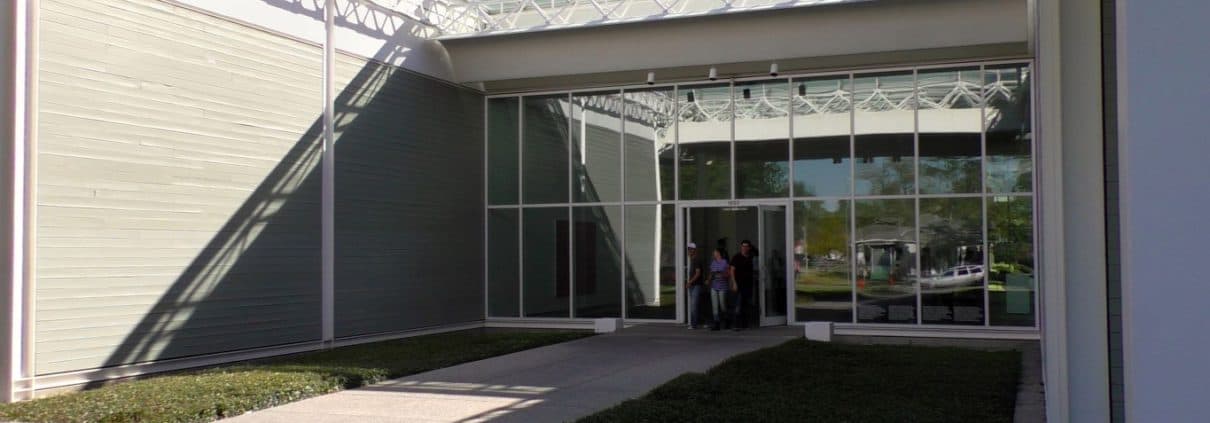 Visiting an Old Friend While Meeting a New One 6