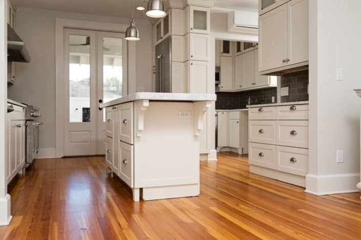 Reclaimed Wood Kitchen Floors Blend Perfectly with Contemporary Accents 5