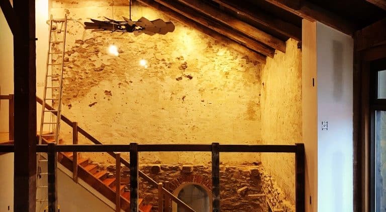 River-Recovered® Heart Pine Character and Old Florida Breathe New Life into 1830s Era Pennsylvania Barn