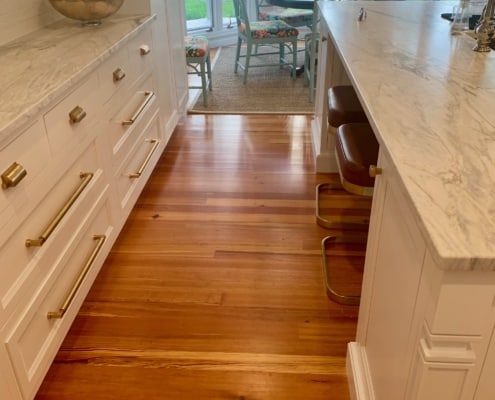 Legacy ™ Vertical Heart Pine – A Coastal Appeal