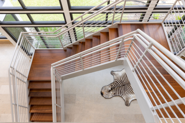 Web-Saunders-Ralston-Dantzler-Real-Estate-113 Saunders Ralston Dantzler Real Estate Building With Goodwin Company lumber