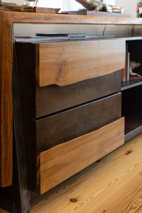 Web-Saunders-Ralston-Dantzler-Real-Estate-126 Saunders Ralston Dantzler Real Estate Building With Goodwin Company lumber