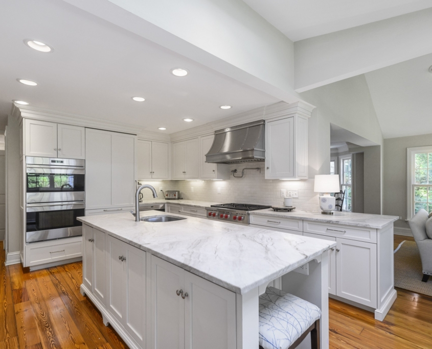 Kitchen with Midnight Heart Pine Floor Kitchen with Midnight Heart Pine Floor